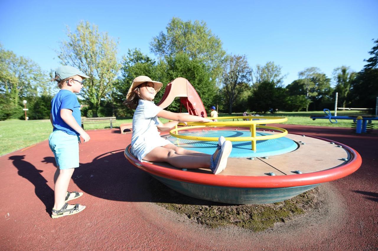 Camping De L'Ill Mulhouse Exteriör bild